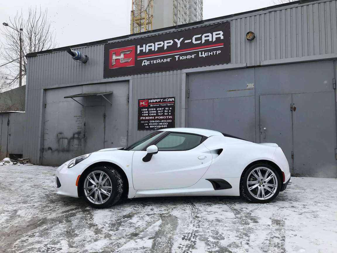 Детейлинг комплекс кузова и салона Alfa Romeo 4C