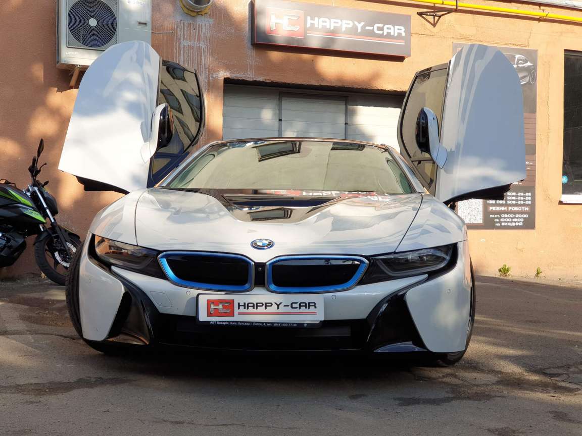 BMW i8 тонировка стекол