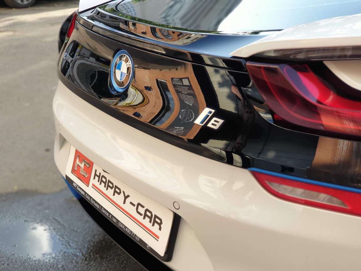 BMW i8 тонировка стекол