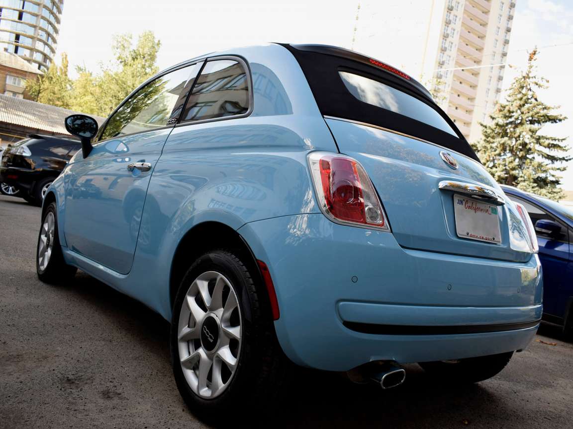 Fiat 500 C детейлінг хімчистка