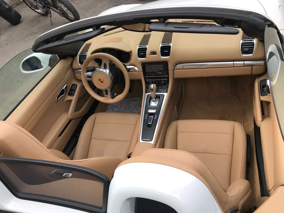 Porsche Boxster детейлінг салону та кузова