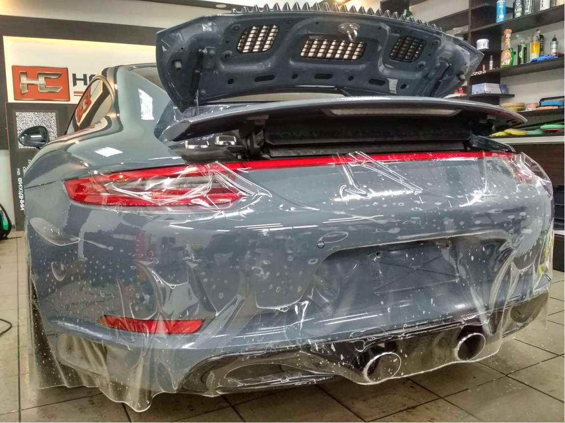 Porsche Carrera оклейка в антигравийную пленку
