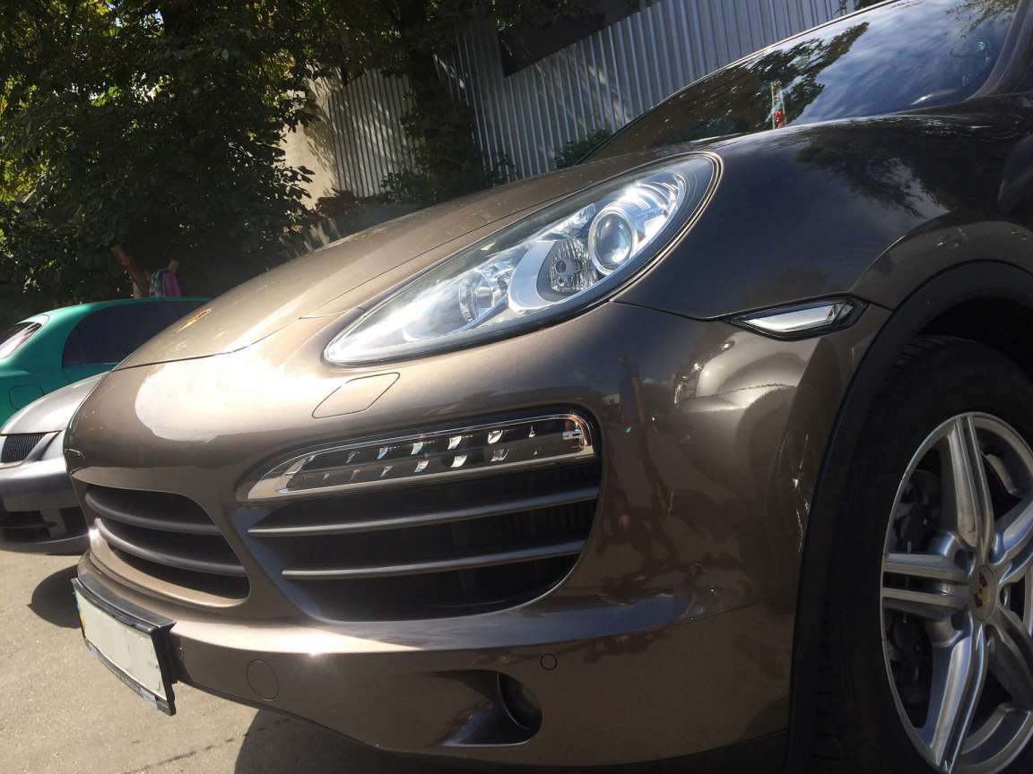 Porsche Cayenne Оклейка антигравиной пленкой
