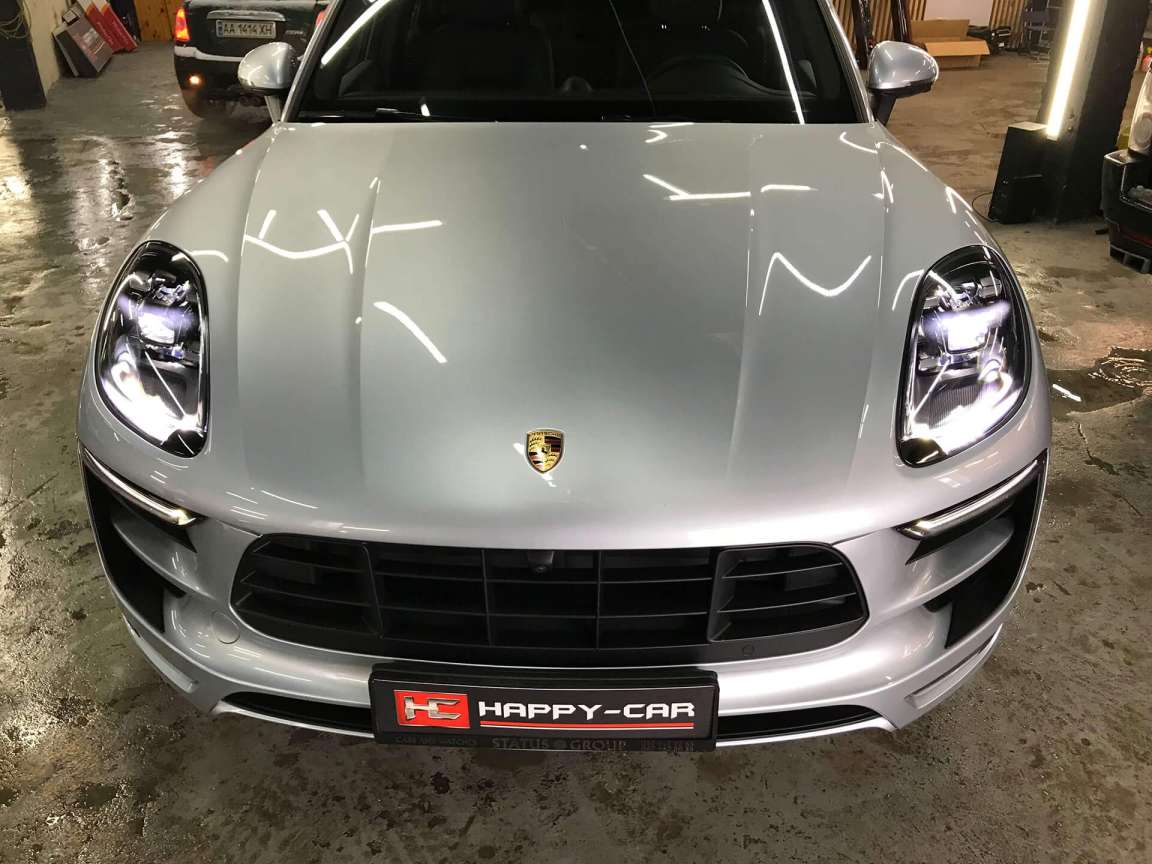 Детейлинг кузова и салона в Porsche Macan