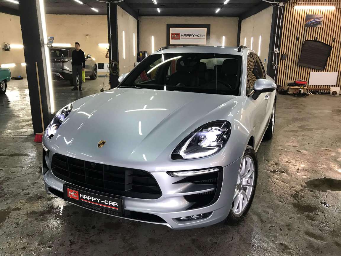 Детейлинг кузова и салона в Porsche Macan