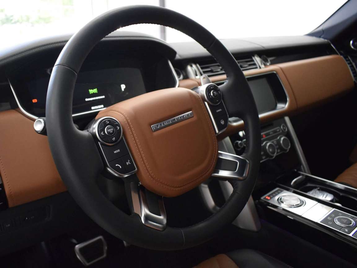 Полировка + защитный воск на кузов Range Rover SVAutobiography