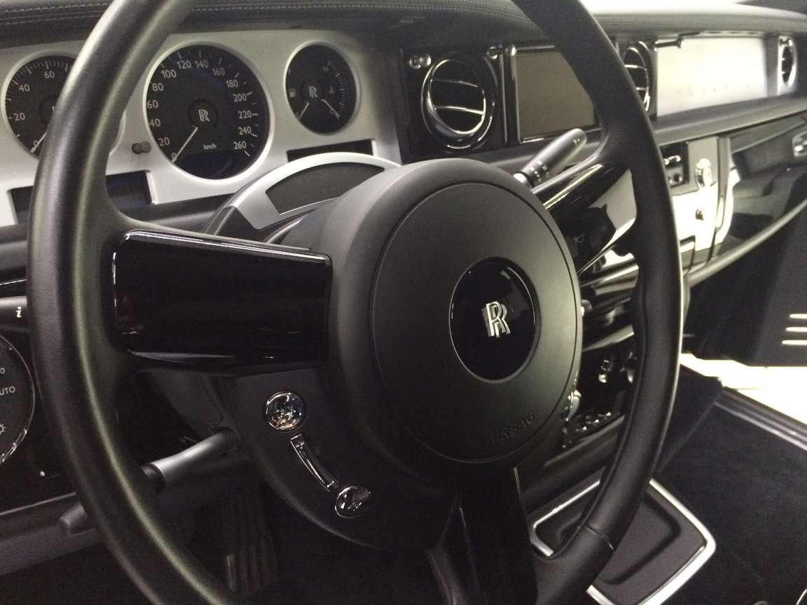 Rolls Royce Phantom Реставрация салона
