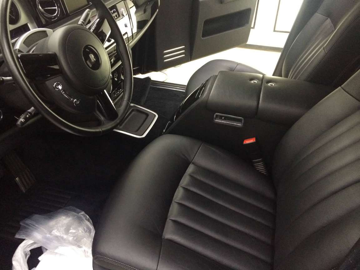 Rolls Royce Phantom Реставрация салона