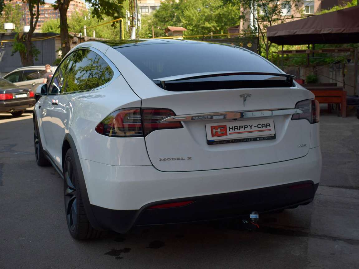 Tesla Model X комплекс детейлинг услуг 